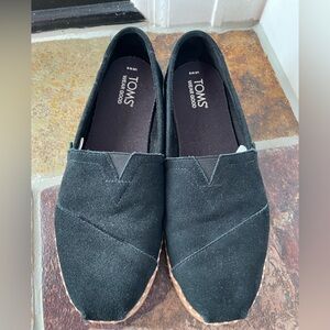 TOMS Women’s Charcoal Suede Slip-Ons